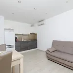 Danica 아파트 프리모스턴