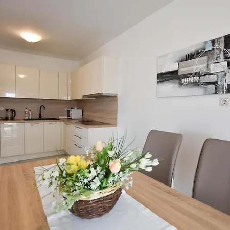 Apartamento Danica *