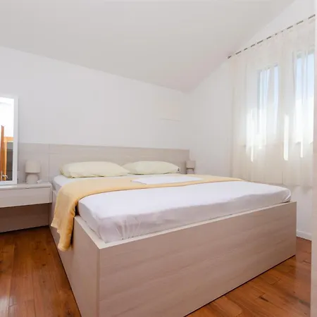 Apartment Danica