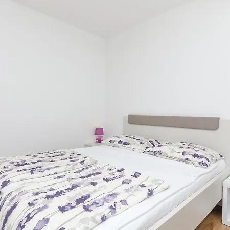 Danica Apartment Primosten